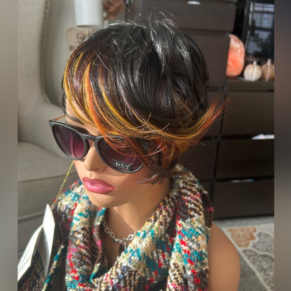 ✨NEW Freetress Equal Kissy Golden blonde red Highlights Bob Pixie Women's Wig - Picture 3 of 10